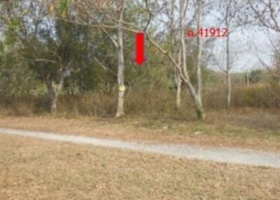 3,420 Sqm. Land listed for ฿ 2,694,000.