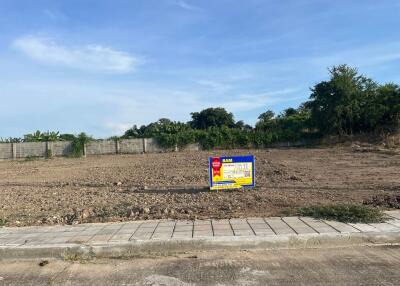 424 Sqm. Land listed for ฿ 2,015,900.