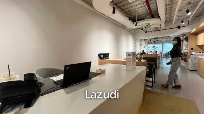Trendy serviced offices for create minds at Chong Nonsi BTS