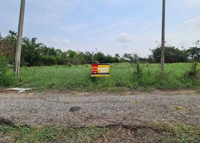 1,142 Sqm. Land listed for ฿ 1,942,000.