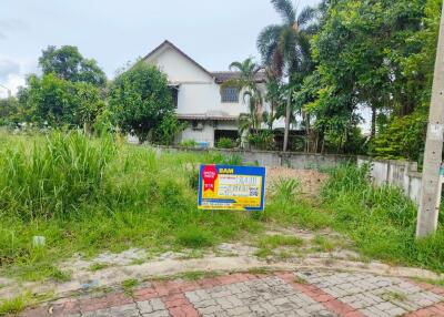 373 Sqm. Land listed for ฿ 1,864,000.