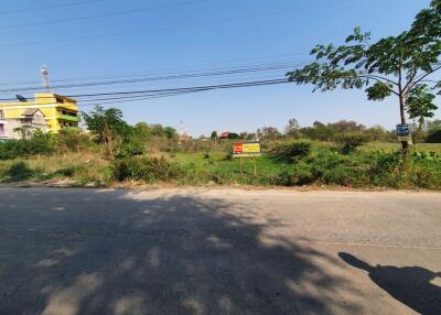 1,922 Sqm. Land listed for ฿ 1,900,000.