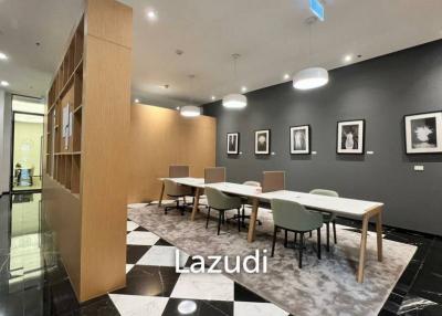 Trendy serviced offices for create minds at Chong Nonsi BTS