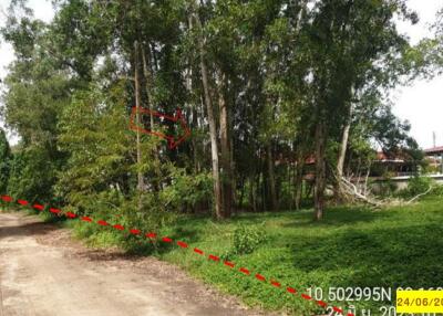 542 Sqm. Land listed for ฿ 1,830,000.