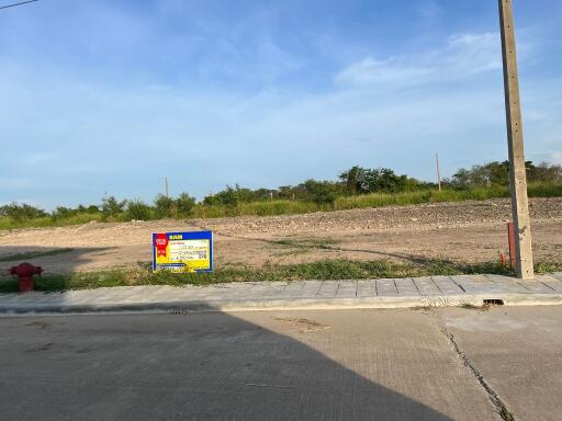 358 Sqm. Land listed for ฿ 1,611,000.