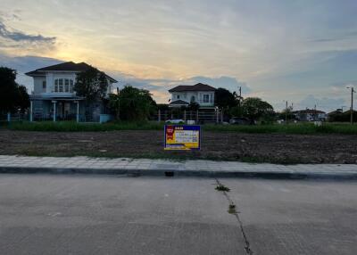 344 Sqm. Land listed for ฿ 1,720,000.