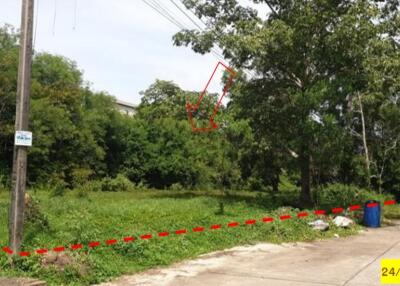 496 Sqm. Land listed for ฿ 1,670,000.
