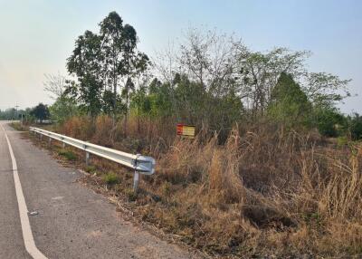 20,956 Sqm. Land listed for ฿ 2,064,000.