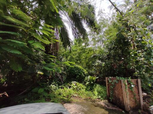 862 Sqm. Land listed for ฿ 1,723,200.