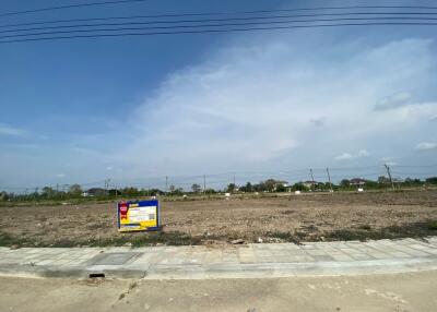 324 Sqm. Land listed for ฿ 1,618,000.