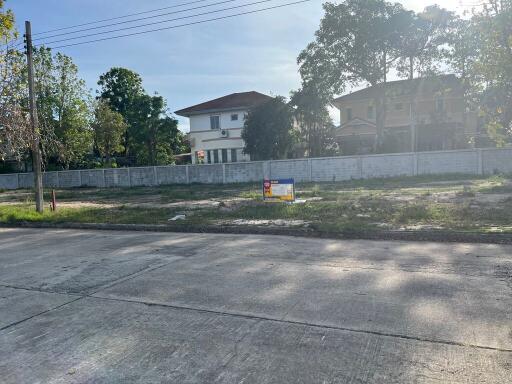 324 Sqm. Land listed for ฿ 1,539,000.