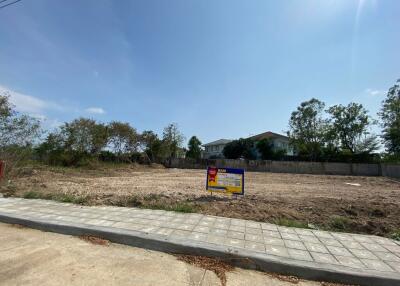 321 Sqm. Land listed for ฿ 1,445,400.
