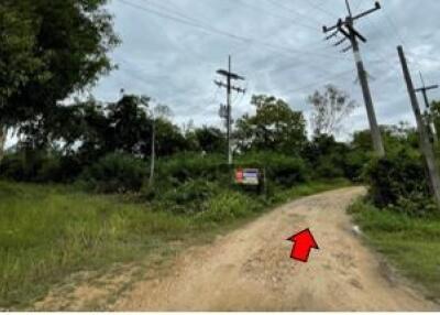 3,264 Sqm. Land listed for ฿ 1,400,000.