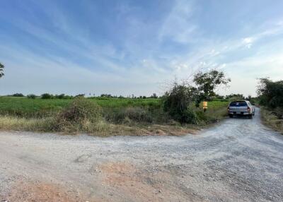 14,052 Sqm. Land listed for ฿ 1,845,000.