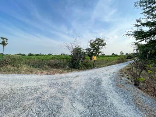 14,052 Sqm. Land listed for ฿ 1,845,000.