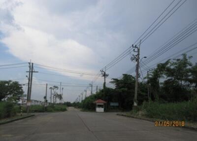 450 Sqm. Land listed for ฿ 1,350,000.