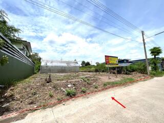 400 Sqm. Land listed for ฿ 1,365,000.