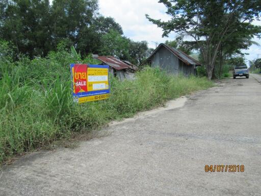 504 Sqm. Land listed for ฿ 1,221,000.