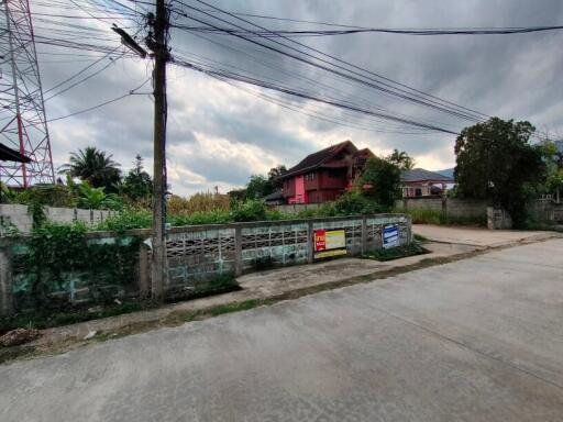 992 Sqm. Land listed for ฿ 1,172,000.
