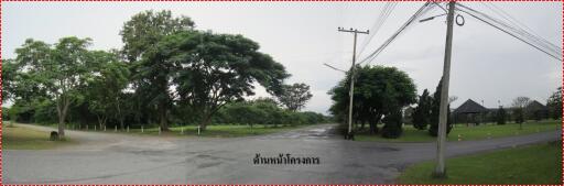 2,068 Sqm. Land listed for ฿ 1,086,000.