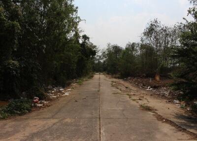 320 Sqm. Land listed for ฿ 960,000.