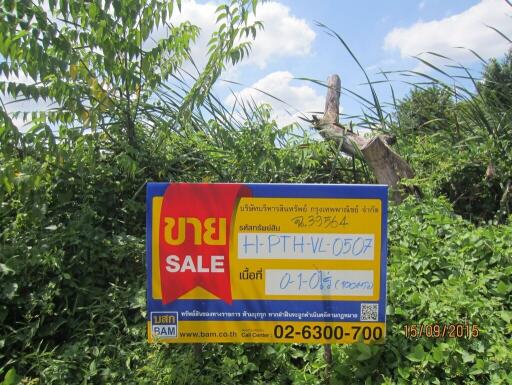 400 Sqm. Land listed for ฿ 998,000.