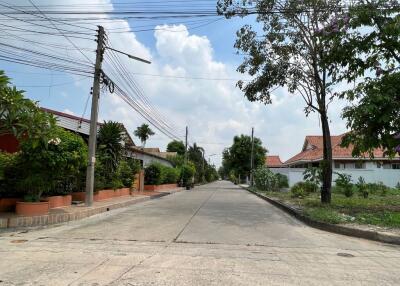 240 Sqm. Land listed for ฿ 945,000.