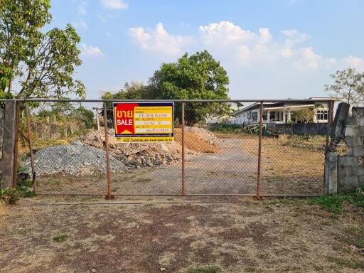 728 Sqm. Land listed for ฿ 860,000.