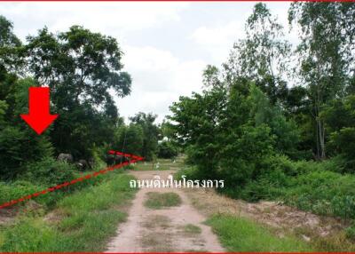 3,044 Sqm. Land listed for ฿ 800,000.