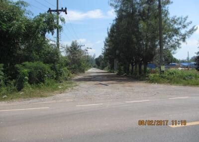 650 Sqm. Land listed for ฿ 768,000.