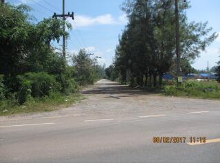 650 Sqm. Land listed for ฿ 768,000.