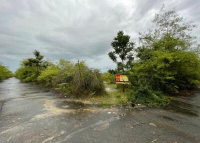 1,032 Sqm. Land listed for ฿ 678,000.