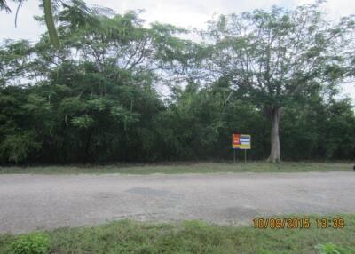 2,352 Sqm. Land listed for ฿ 618,000.