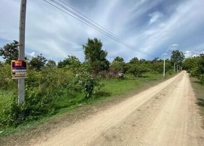 1,644 Sqm. Land listed for ฿ 611,000.