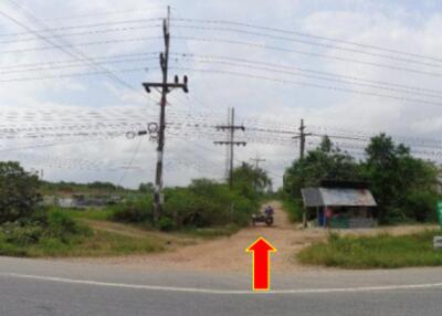 10,080 Sqm. Land listed for ฿ 609,000.