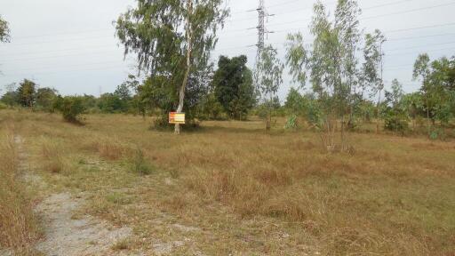 848 Sqm. Land listed for ฿ 557,000.