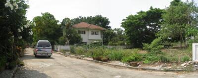 264 Sqm. Land listed for ฿ 555,000.