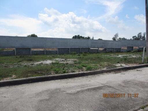 466 Sqm. Land listed for ฿ 551,000.