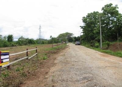 1,868 Sqm. Land listed for ฿ 467,000.
