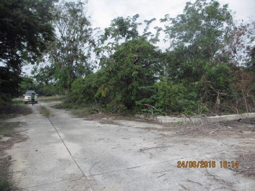 432 Sqm. Land listed for ฿ 510,000.