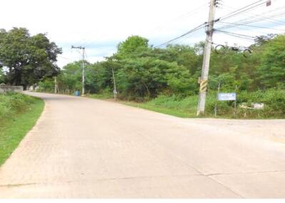 484 Sqm. Land listed for ฿ 509,000.