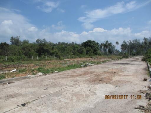 428 Sqm. Land listed for ฿ 507,000.