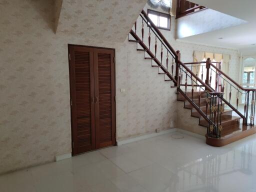 625 Sqm., 5 Beds, 4 Baths House listed for ฿ 18,900,000.