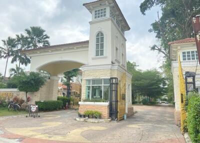 494 Sqm., 3 Beds, 3 Baths House listed for ฿ 11,025,000.