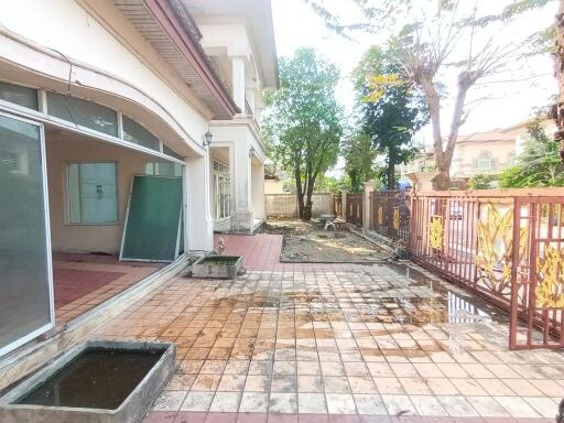 516 Sqm., 3 Beds, 3 Baths House listed for ฿ 10,500,000.