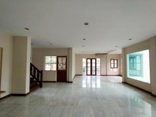 427 Sqm., 1 Bed, 1 Bath House listed for ฿ 10,290,000.