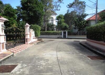 460 Sqm., 1 Bed, 1 Bath House listed for ฿ 7,500,000.
