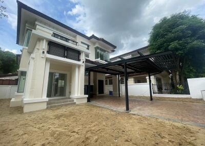 233 Sqm., 1 Bed, 1 Bath House listed for ฿ 9,345,000.