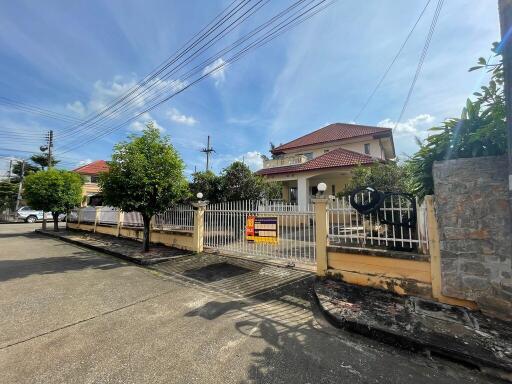 1,480 Sqm., 1 Bed, 1 Bath House listed for ฿ 8,978,000.
