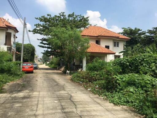 962 Sqm., 1 Bed, 1 Bath House listed for ฿ 7,522,000.